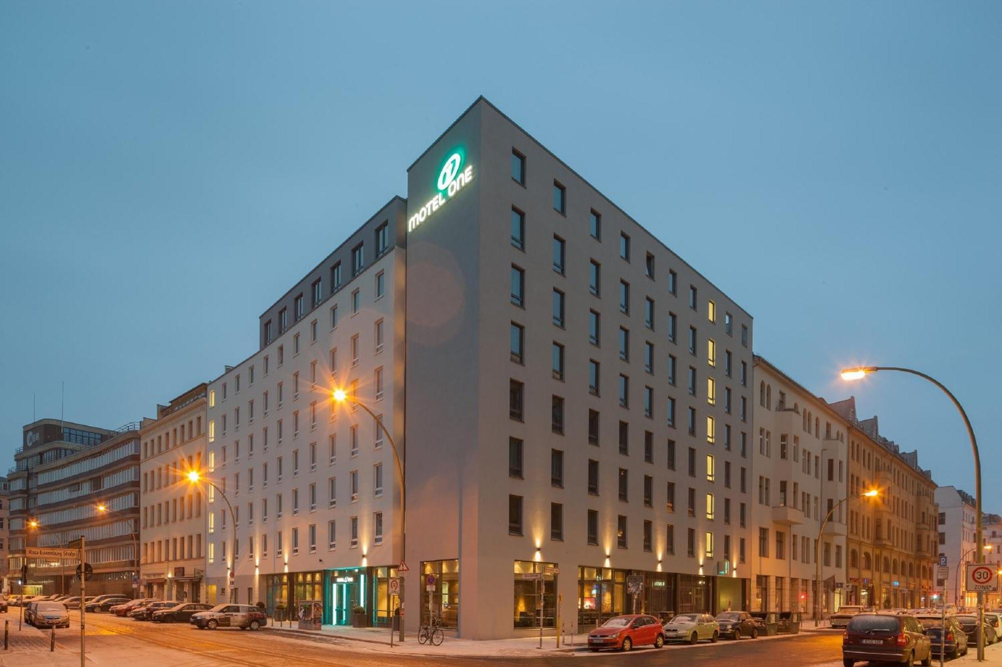 Motel One Berlin-Hackescher Markt Bagian luar foto